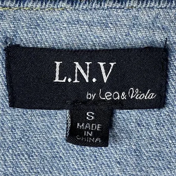 L.N.V By Lea Viola Distressed Jean Jacket with Patches Size Small - Picture 5 of 8